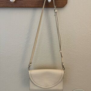 Nisolo leather purse